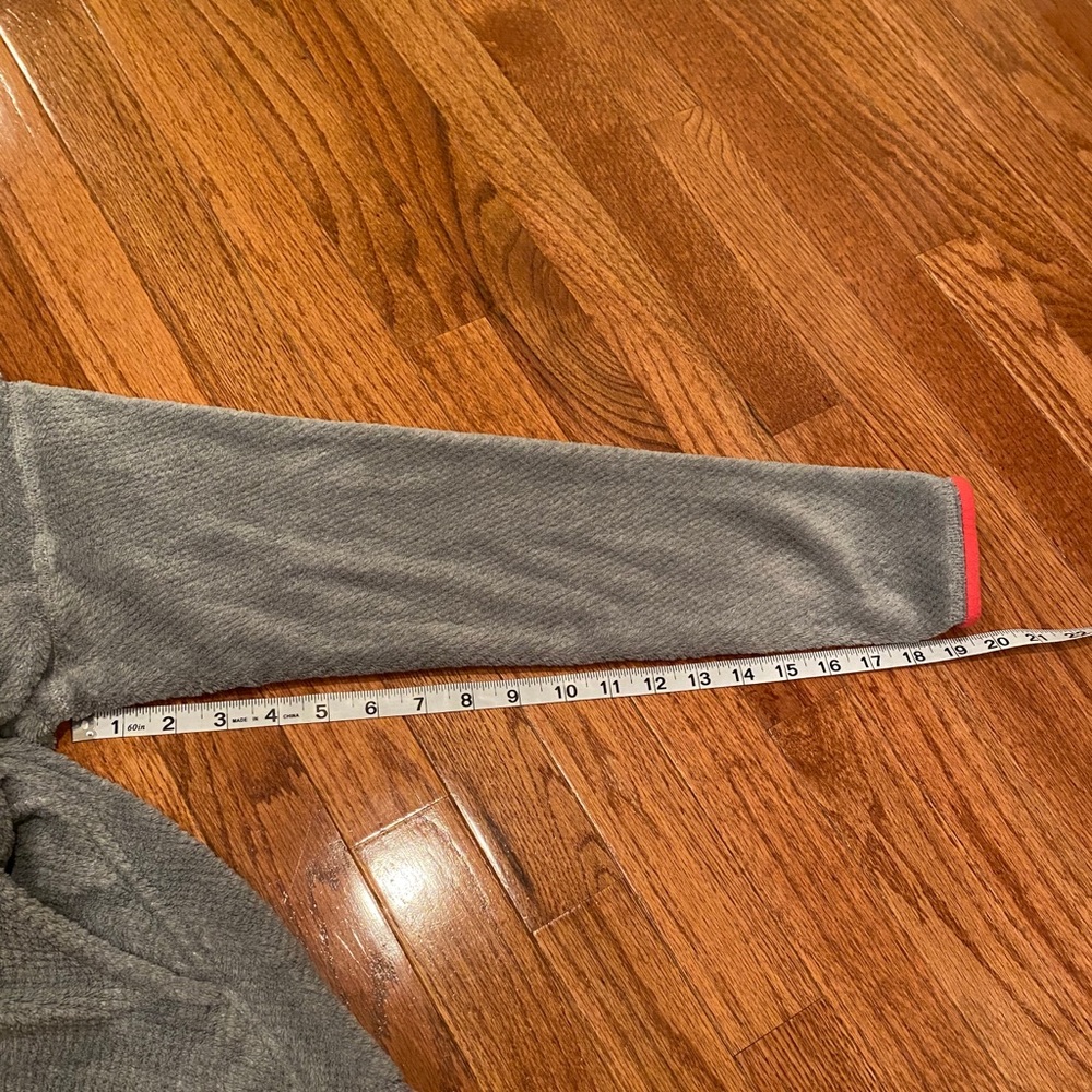 (Patagonia) Re-Tool pullover - Picture 5 of 11
